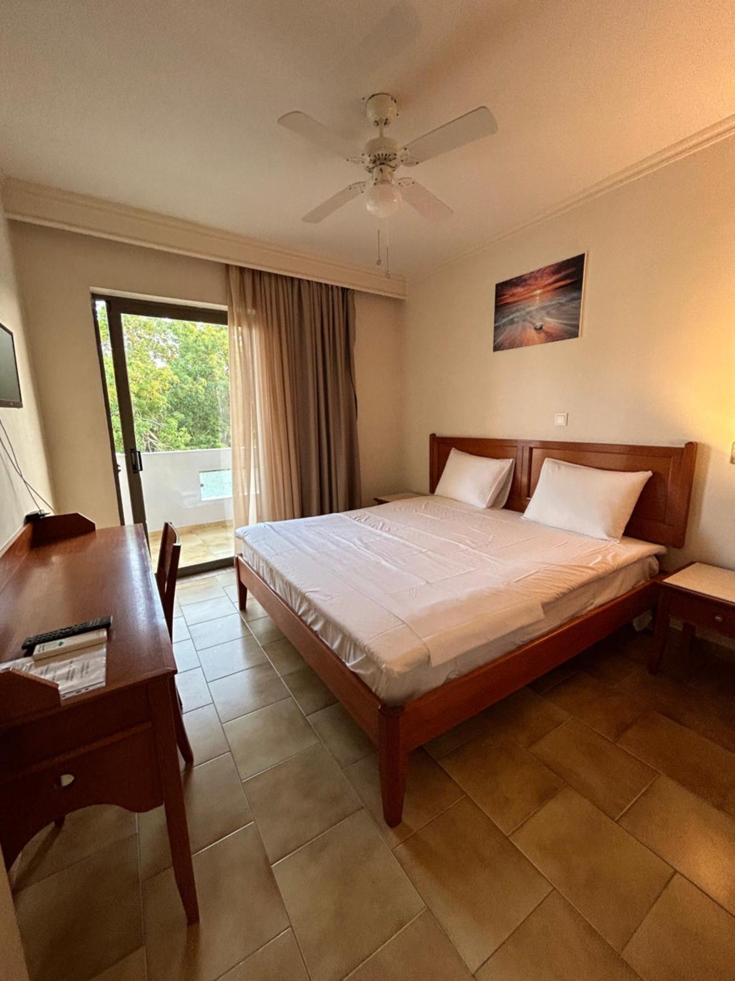 Captain Yiannis Studios & Apartments Kos Town Luaran gambar